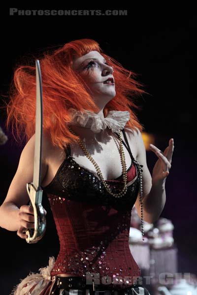 EMILIE AUTUMN - 2010-03-03 - PARIS - Cabaret Sauvage - 